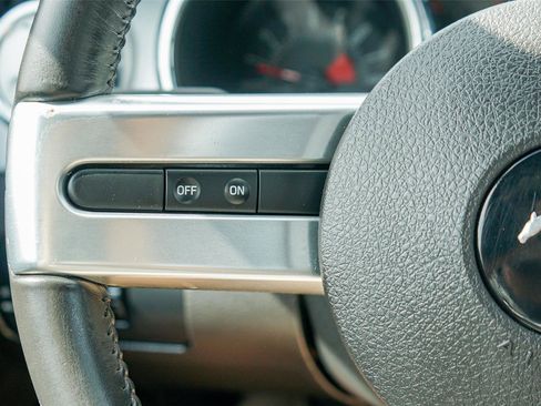 Used 2007 Ford Mustang GT RWD image 17