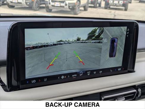 New 2026 Lincoln Aviator Reserve w/ Luxury Package RWD image 10