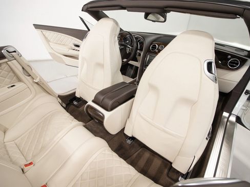 Used 2016 Bentley Continental GTC image 50