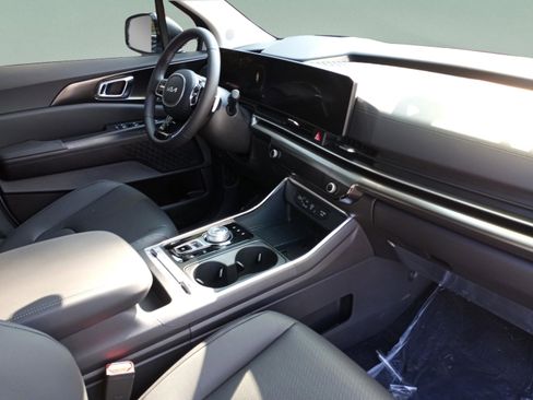 New 2026 Kia Carnival SX Prestige FWD image 18