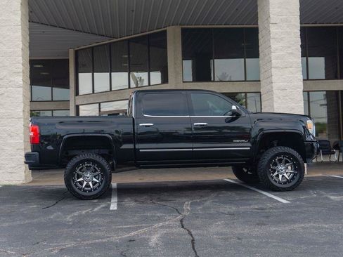 Used 2015 GMC Sierra 1500 Denali AWD/4WD image 2