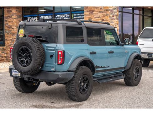 Used 2022 Ford Bronco Wildtrak image 3