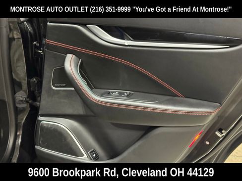 Used 2018 Maserati Levante GranSport image 45