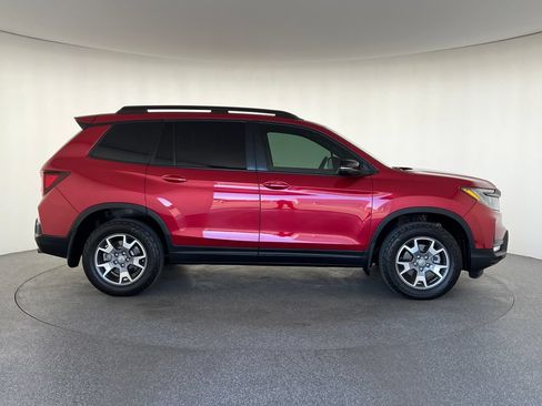 Used 2022 Honda Passport TrailSport image 2