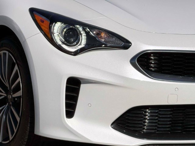 Used 2019 Kia Stinger AWD/4WD image 9