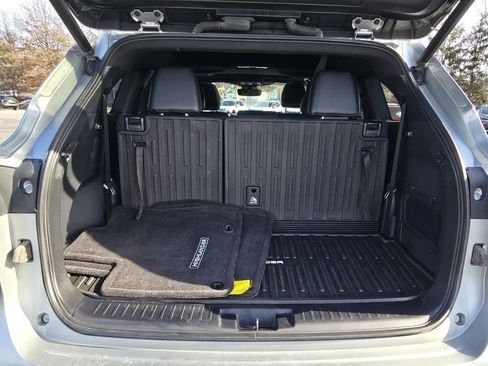 Used 2021 Toyota Highlander XSE image 15