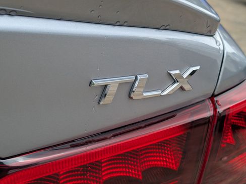 Certified 2017 Acura TLX V6 w/ Technology Package FWD image 28