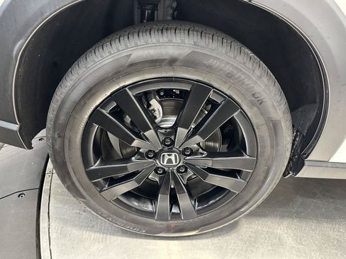Certified 2026 Honda HR-V Sport image 11