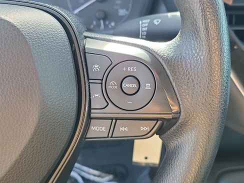 Used 2024 Toyota Corolla LE image 20