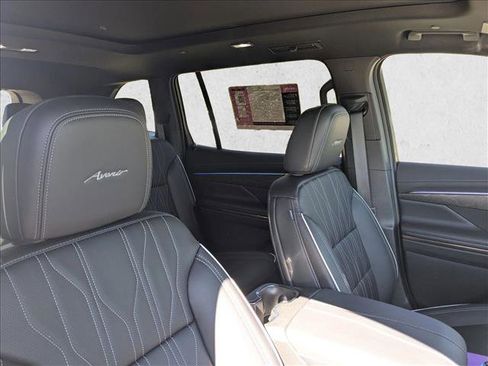 Used 2025 Buick Enclave Avenir w/ Super Cruise Package image 20