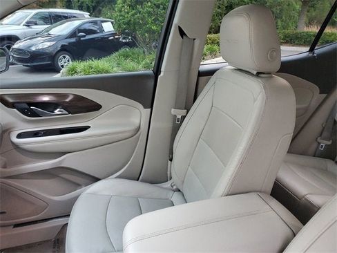 Used 2020 GMC Terrain Denali w/ Denali Premium Package image 32