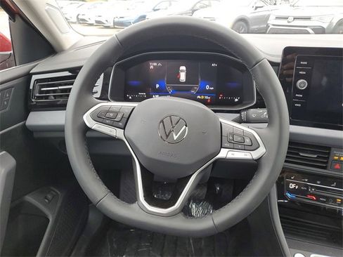 New 2025 Volkswagen Jetta SE image 12