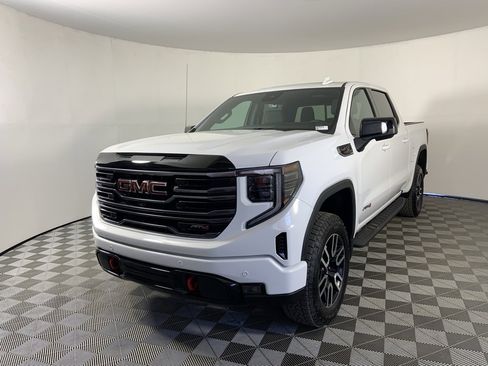 Used 2025 GMC Sierra 1500 AT4 w/ AT4 Premium Package image 5