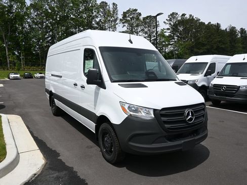 Used 2026 Mercedes-Benz Sprinter 3500 image 21