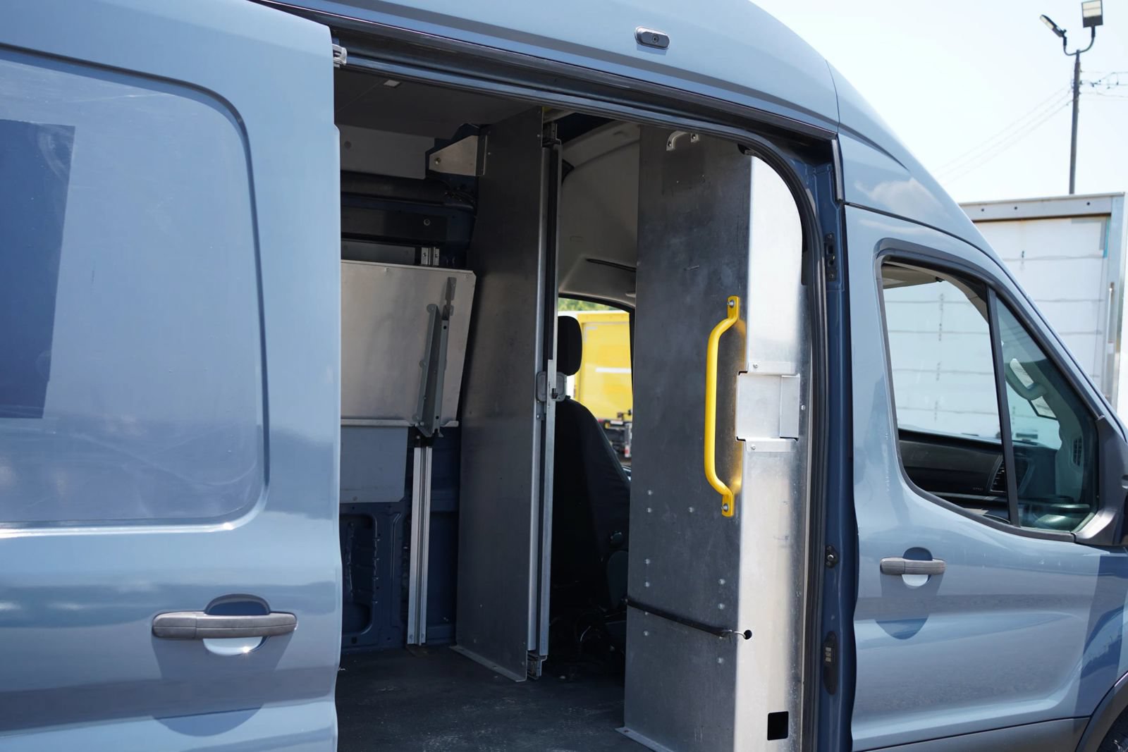 Used 2019 Ford Transit 250 148 High Roof Extended RWD image 20
