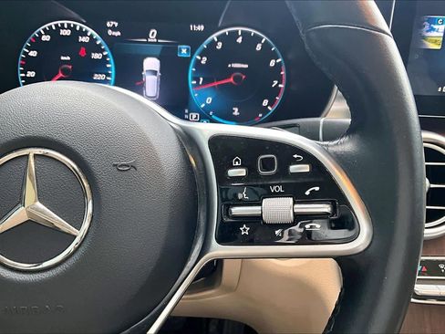 Used 2022 Mercedes-Benz GLC 300 image 25