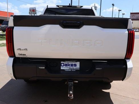 Used 2022 Toyota Tundra SR5 w/ SR5 Convenience Package AWD/4WD image 5