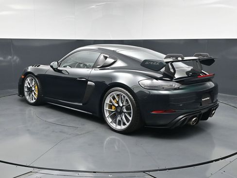 Certified 2025 Porsche 718 Cayman GT4 RS RWD image 3