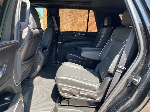 Used 2022 Cadillac Escalade Sport AWD/4WD image 13
