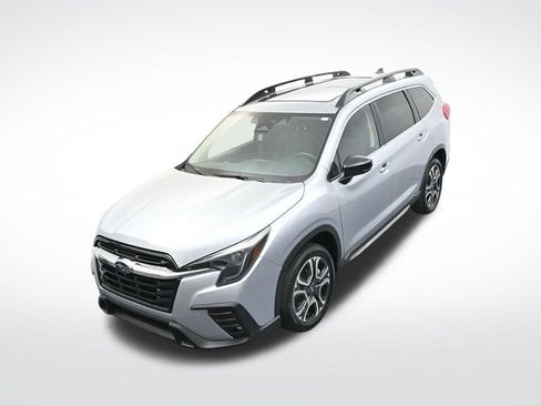Used 2025 Subaru Ascent Limited w/ Popular Package #2 AWD/4WD image 27