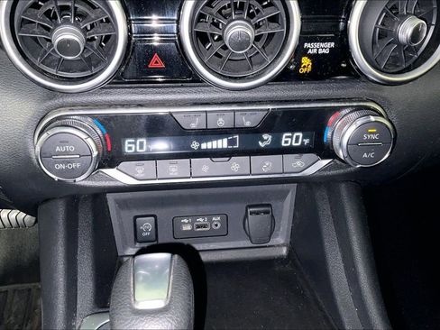 Used 2024 Nissan Sentra SV w/ All-Weather Package FWD image 30
