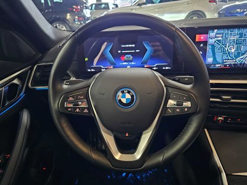 Used 2023 BMW i4 eDrive35 RWD image 11