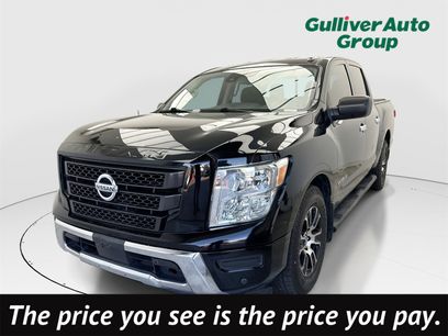 Used 2021 Nissan Titan SV w/ SV Convenience Package