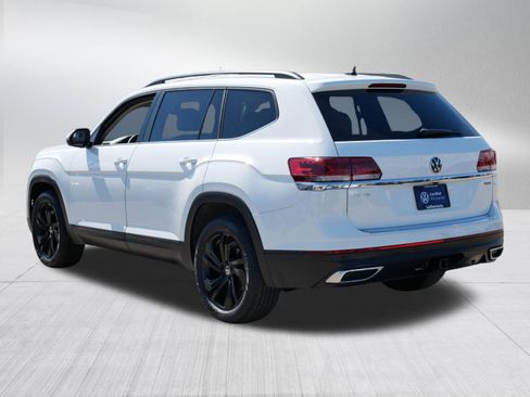 Certified 2023 Volkswagen Atlas SE w/ Black Wheel Package AWD/4WD image 5