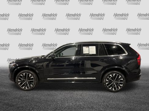 Used 2025 Volvo XC90 B5 Plus image 7