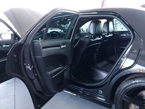 Used 2020 Chrysler 300 S RWD image 31