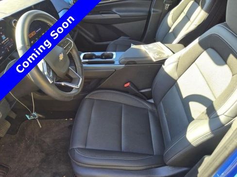 Used 2024 Chevrolet Equinox EV LT image 12