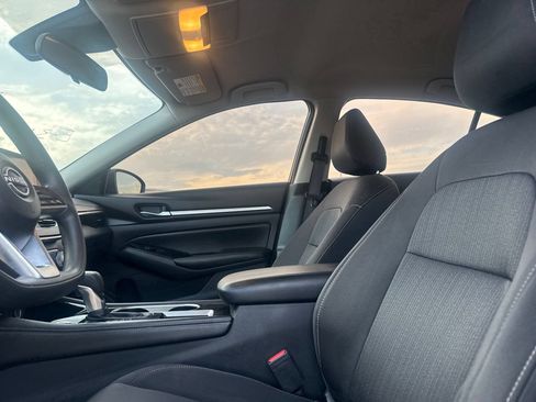 Certified 2023 Nissan Altima 2.5 SV FWD image 33