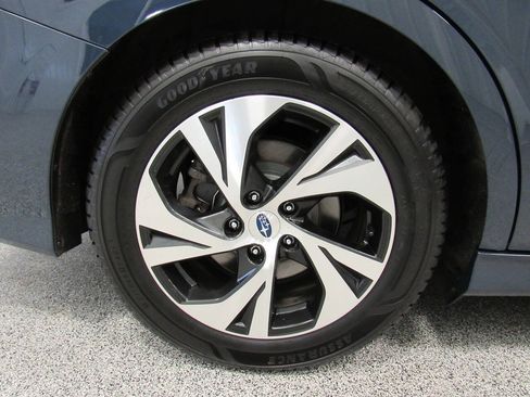 Used 2025 Subaru Legacy AWD/4WD image 14