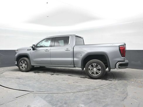 Used 2026 GMC Sierra 1500 SLT AWD/4WD image 3