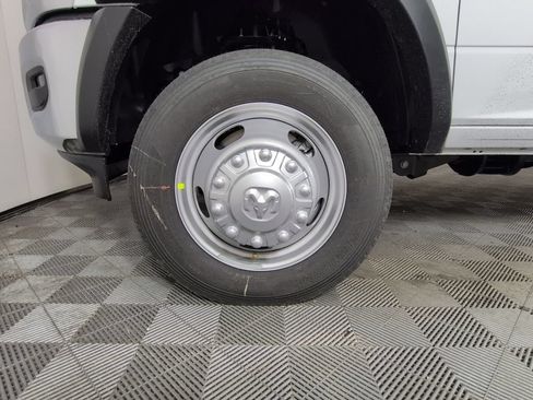 New 2026 RAM 5500 Tradesman AWD/4WD image 9