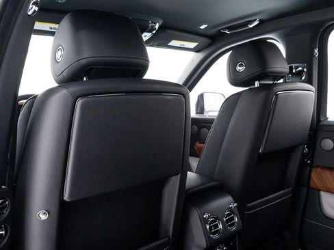 Certified 2023 Rolls-Royce Cullinan AWD/4WD image 23