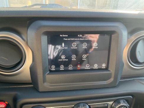 Used 2020 Jeep Wrangler Unlimited Sport S image 22