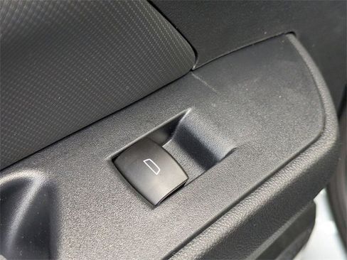 New 2026 Chevrolet Equinox EV LT image 26