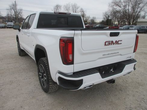 New 2026 GMC Sierra 1500 AT4 w/ AT4 Premium Package image 9
