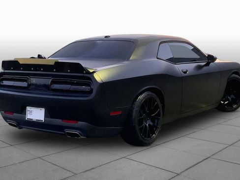 Used 2020 Dodge Challenger SXT w/ Blacktop Package RWD image 12