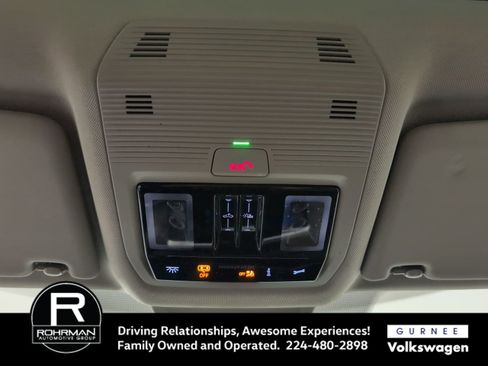 Used 2024 Volkswagen Atlas SEL Premium R-Line image 11