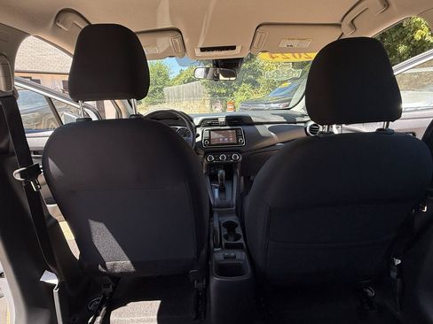 Used 2024 Nissan Versa S FWD image 40