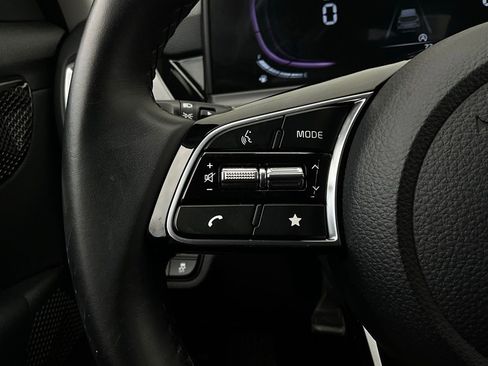 Used 2025 Kia Seltos S image 34