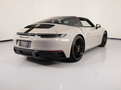Certified 2022 Porsche 911 Targa 4 GTS image 11