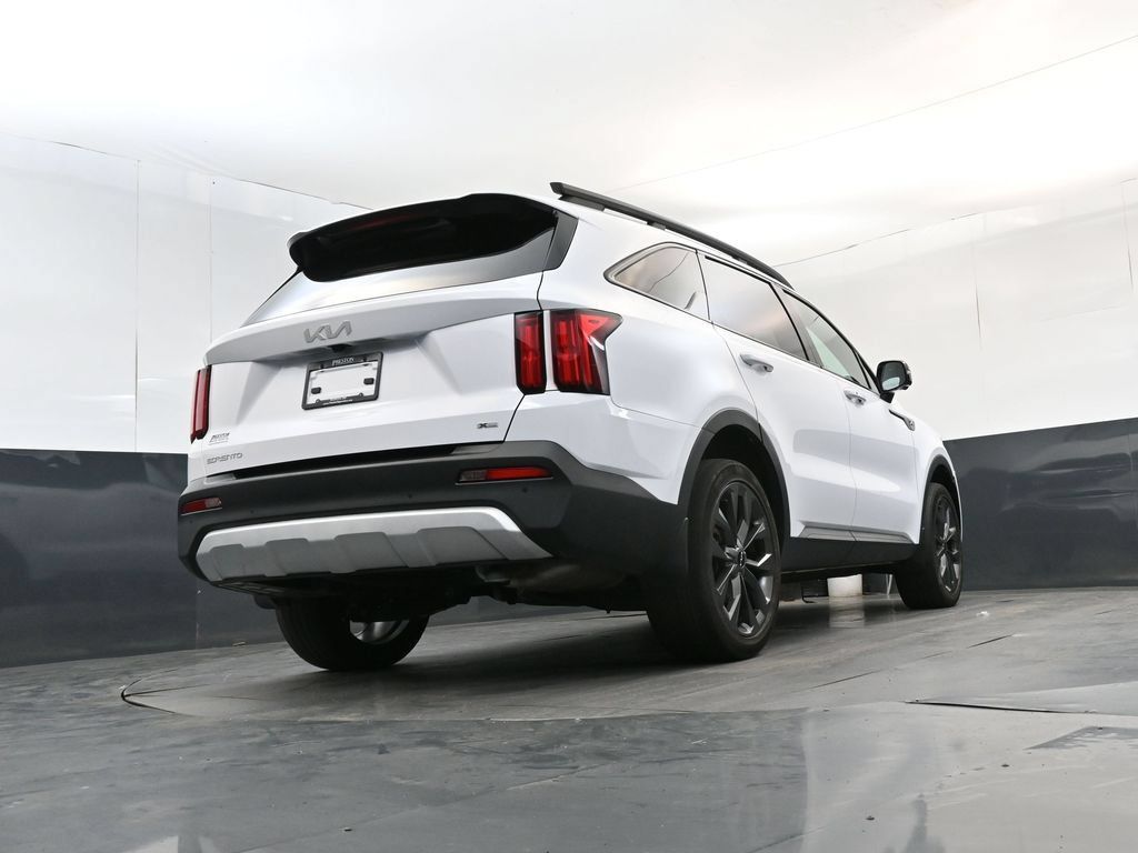 Certified 2023 Kia Sorento SX Prestige AWD/4WD image 23