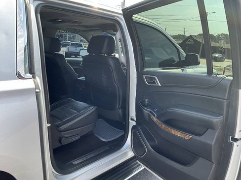 Used 2015 GMC Yukon XL Denali w/ Open Road Package AWD/4WD image 30
