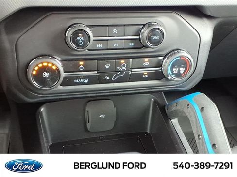 Used 2024 Ford Bronco Black Diamond AWD/4WD image 28