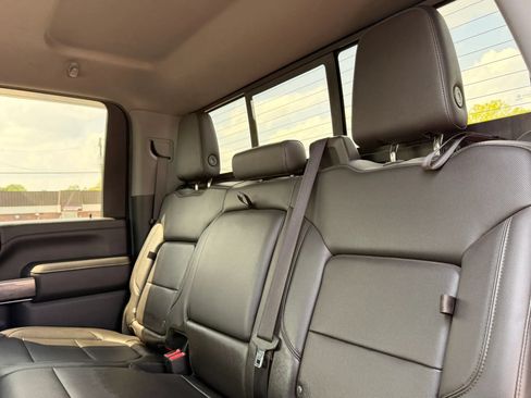 Used 2020 Chevrolet Silverado 3500 LTZ AWD/4WD image 19