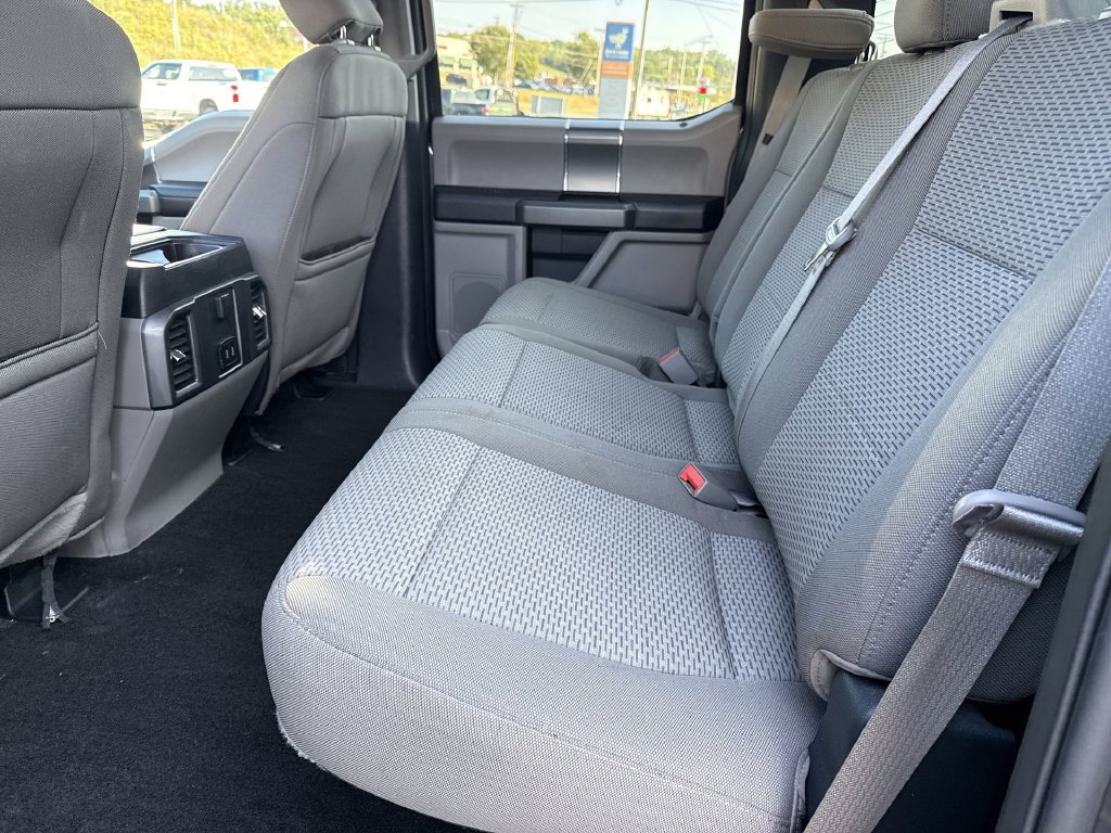 Used 2018 Ford F150 XLT w/ Equipment Group 302A Luxury AWD/4WD image 23