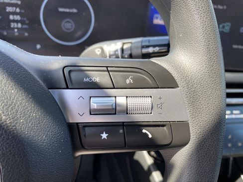 Used 2025 Hyundai Santa Cruz SEL image 18